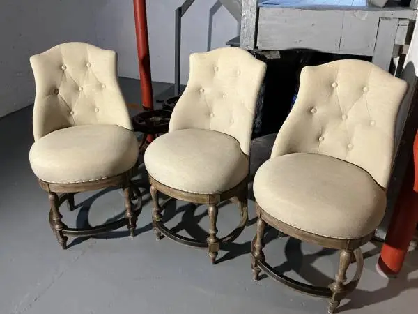 3 BAR STOOLS (NEW)