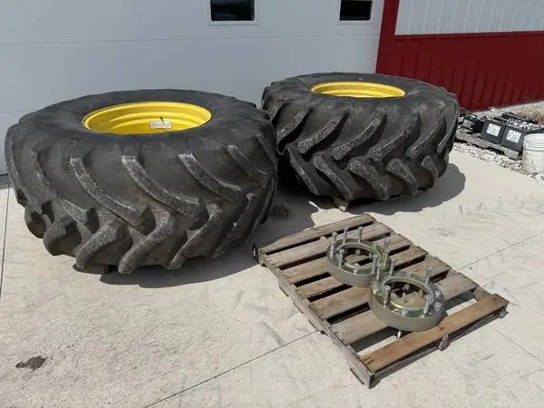 John Deere 60/70/S600 Series Combine Single Tires 800/65R32