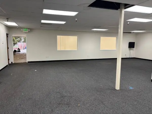Hilltop - Industrial, Food, or Service Space in Richmond