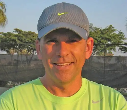 🎾Tennis 🥒Pickleball ⛳Golf | Find Lessons Near You!