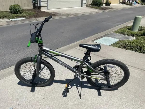 Razor Pro Series 20 Freestyle Bicycle