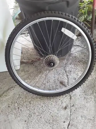 26 Bicycle wheel 7 gears
