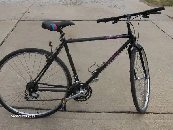 Bicycle Specialized Crossroads 26 Hybrid Cruz