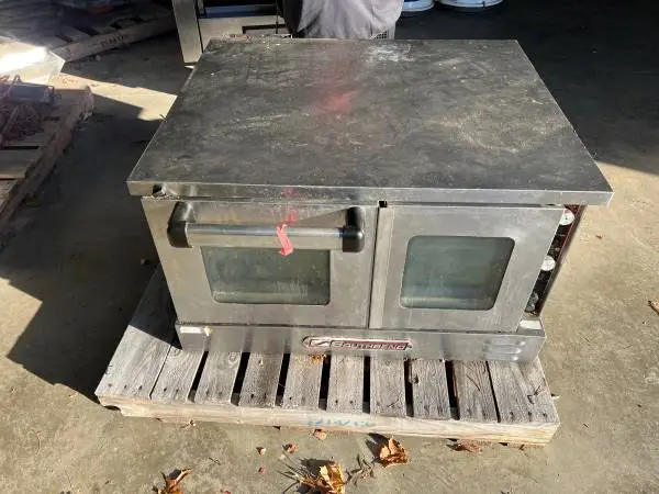 Southbend convection oven