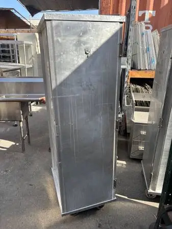 Full Size Enclosed Sheet Pan Speed Rack 18x26 Tray Slides GSW #5384