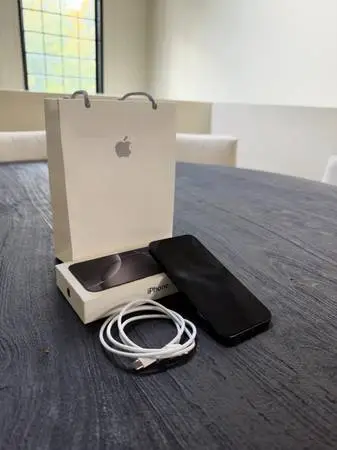 Apple iPhone 16 Pro Max 256GB Black Titanium *Unlocked*