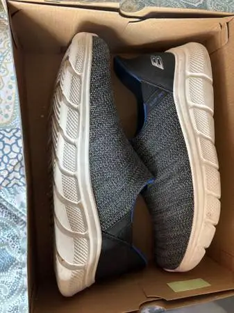 Sketchers slip on shoes