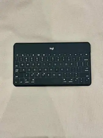 Logitech - Keys-To-Go Keyboard for iPhone, iPad, and Apple TV