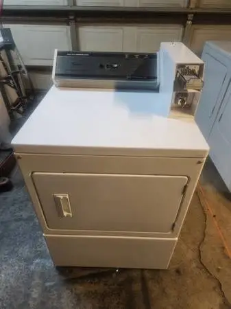 RECONDITIONED WHIRLPOOL COIN-OP ELECTRIC DRYER (W/6MO WARRANTY)