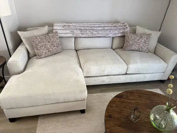 Quinton III 110 2 Piece Sectional With Right Arm Facing Chaise