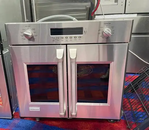 Monogram 30” French Door wall oven Stainless Steel