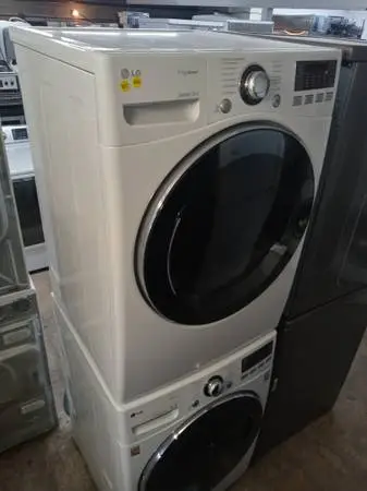 🌲LG stackable front load washer and dryer set