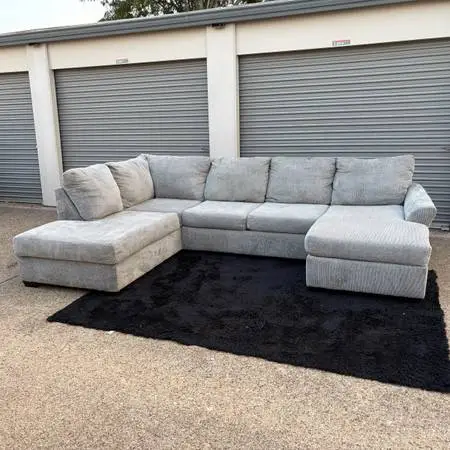 Gray Broyhill U-Shaped Sectional Couch - FREE DELIVERY!