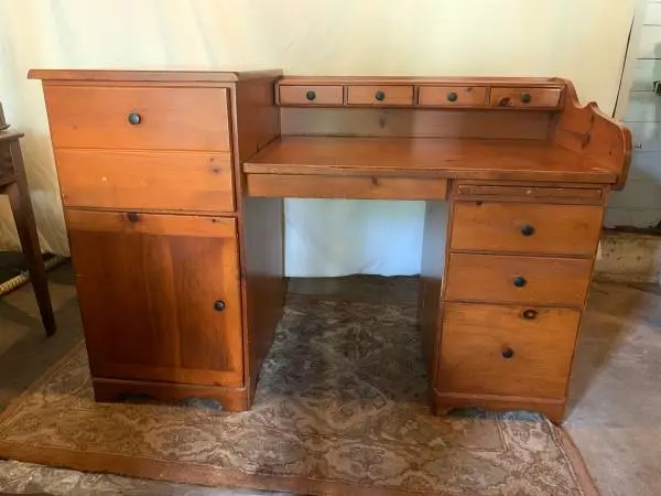 Vitage 2-piece BIG DESK with Attached Cabinet - STURDY!