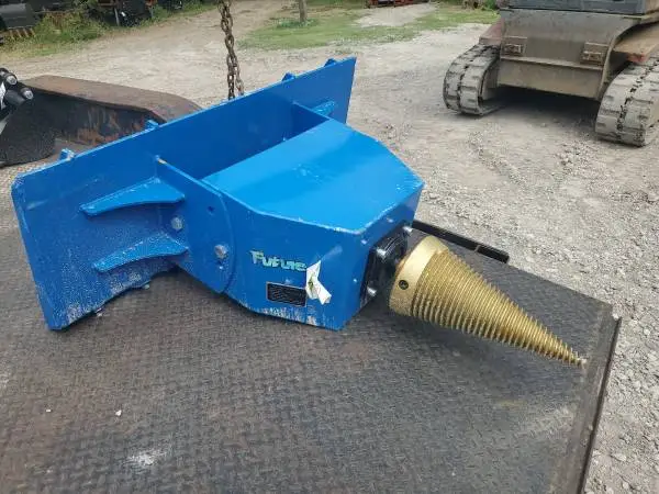 New Future Wood splitter for skid steer