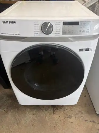 NEW Samsung 27 in gas dryer stackable