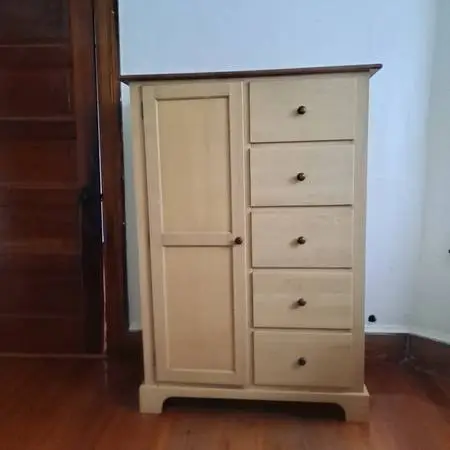 Bureau Dresser
