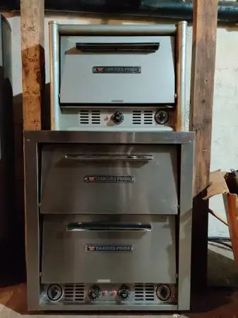 Bakers Pride / 2 Ovens - Top is Model M02E - Bottom is Model P-44