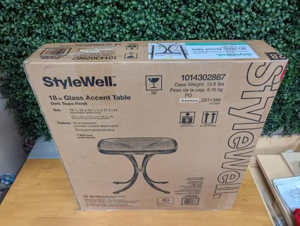 Glass accent table new boxed