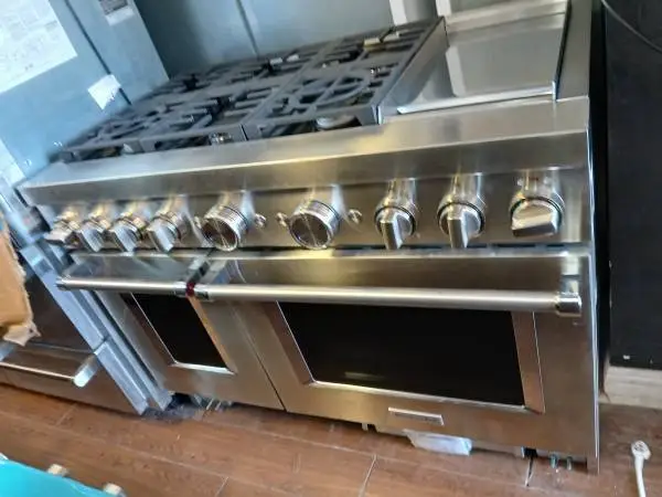 New ! KitchenAid 48 stainless steel 6 burner gas stove 1 year warrant