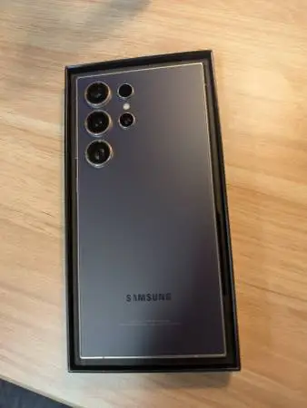 Samsung S24 Ultra-Mint-256GB Dual Sim