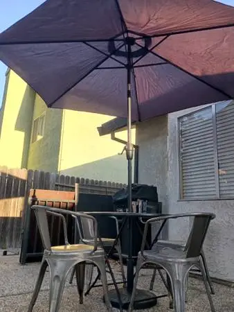 7 PIECE PATIO SET FREE DELIVERY AVAILABLE
