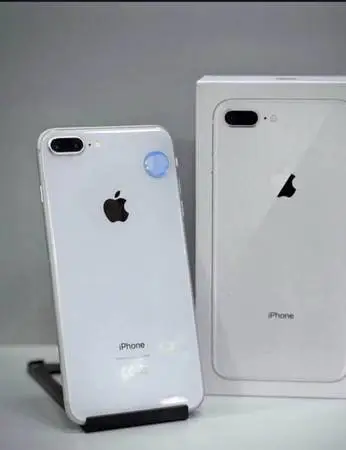 Apple IPhone 8 Plus Unlocked