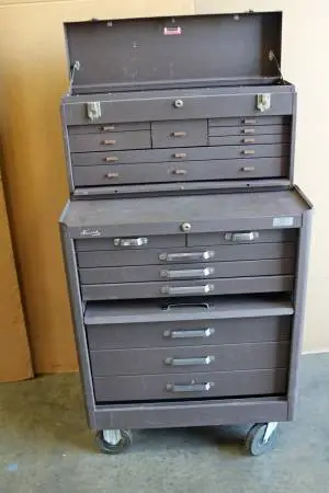 Kennedy Machinist Tool Box & Rollaway 16 Drawers Total