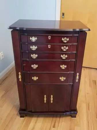 XL FREESTANDING JEWELRY ARMOIRE