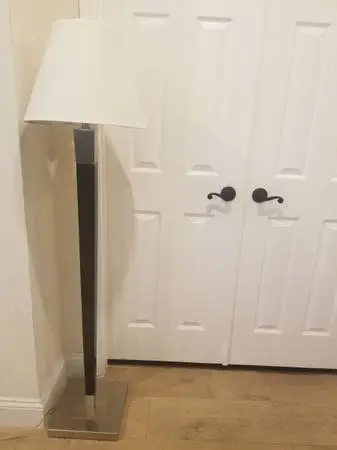 Floor lamp