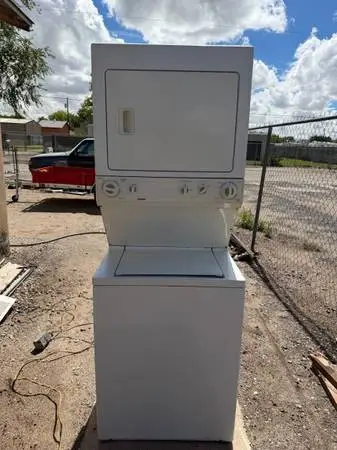 Kenmore Electric 220 Plug Stacked Washer And Dryer Set For Sale $400
