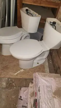 Like  new; toilets  *  1-American Standard) 1-Koeler)1-ToTo))