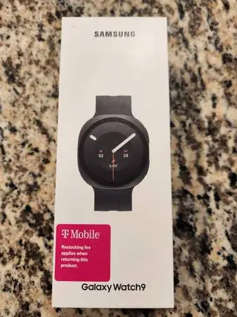 GALAXY 9 WATCH BRAND NEW IN BOX