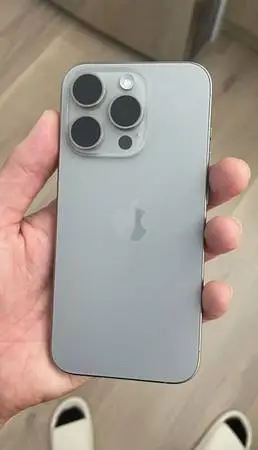 MINT - iPhone 15 PRO 512GB
