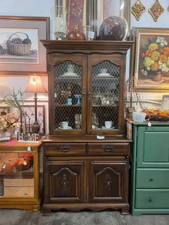Wood 2-Piece Hutch