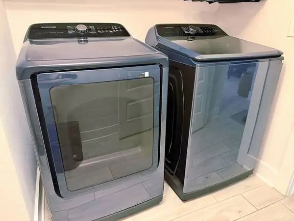 12Month Old Samsung Washer And Dryer Set