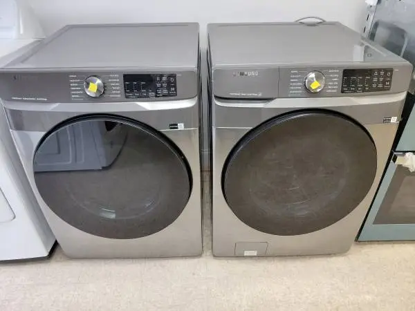 Samsung HE Frontload Washer and Dryer Set (Electric/Stainless)