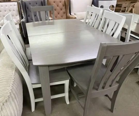 ✨ STURDY SOLID WOOD EXTENDABLE DINING SET ✨
