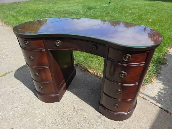 Antique Sligh-Lowry Mahogany Kidney Shaped Desk Leather/Glass Top