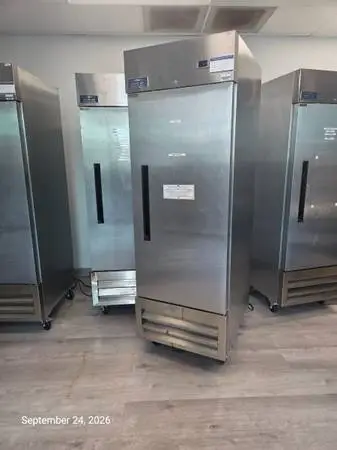 Arctic Air AF23 Commercial Reach-In Freezer