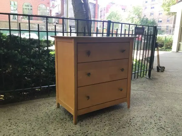 Awesome 3 Draw Dresser, Solid Wood, Unique Handles.*REAL FURNITURE