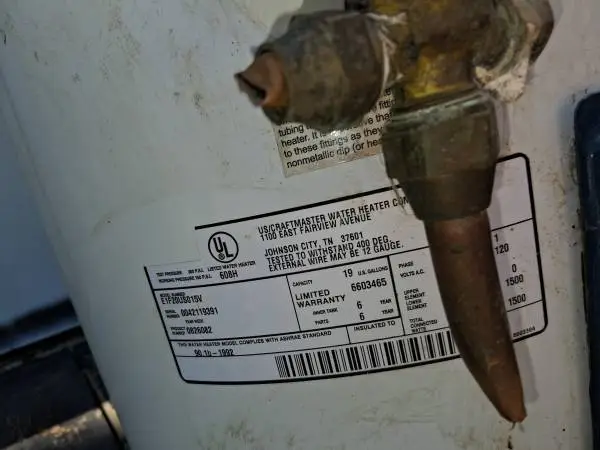 19 gallon 120volt electric hot water heater