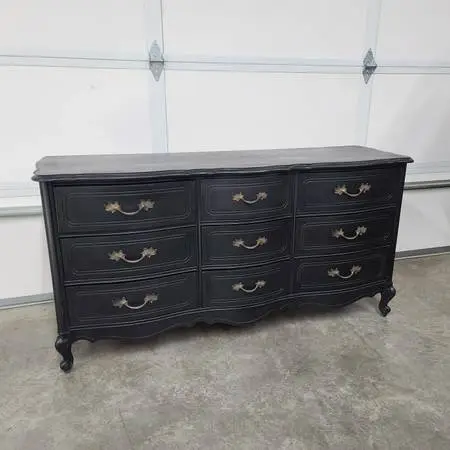 Beautiful Black Broyhill Dresser