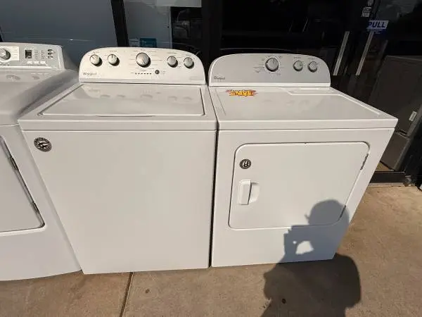 Used White Whirlpool Washer and Dryer Toploader
