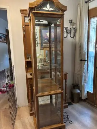 Curio cabinet