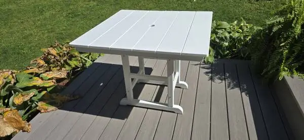 Outdoor table
