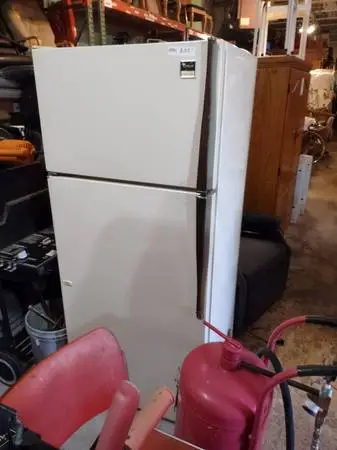 Whirlpool Apartment Sized Refrigerator - Works Well, Clean