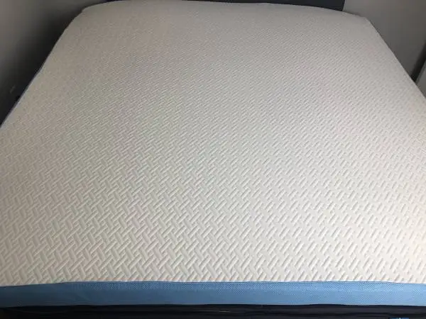 4 Inch Firm Memory Foam and Cooling Gel King Size Mattress Topper
