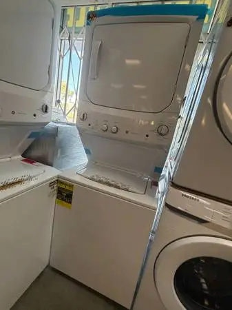 New Ge stackable 27” width washer and dryer electric 220v