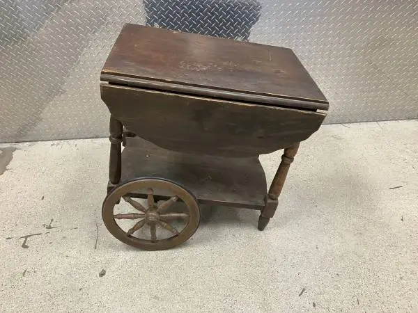 Vintage Tes Serving Cart